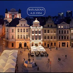  Apartment Stary Rynek Premium Apartments: Old Market Square Elegance Poland