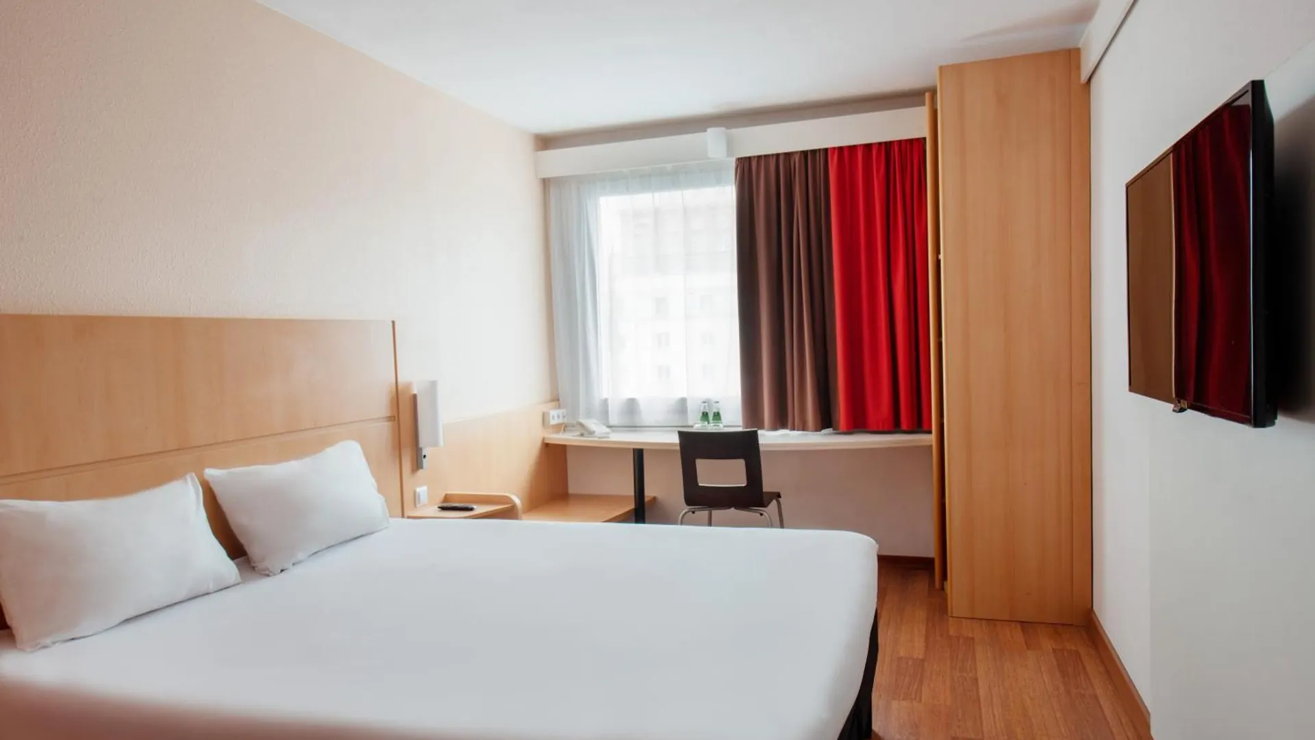 Ibis Warszawa Stare Miasto 3*, Warschau Polen